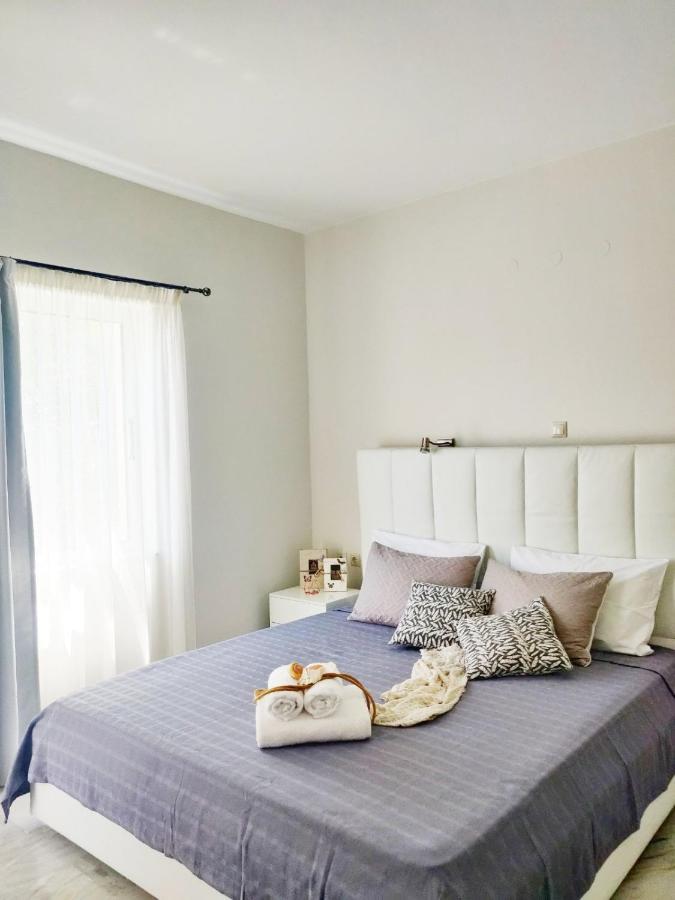 Apartament Emorfia's